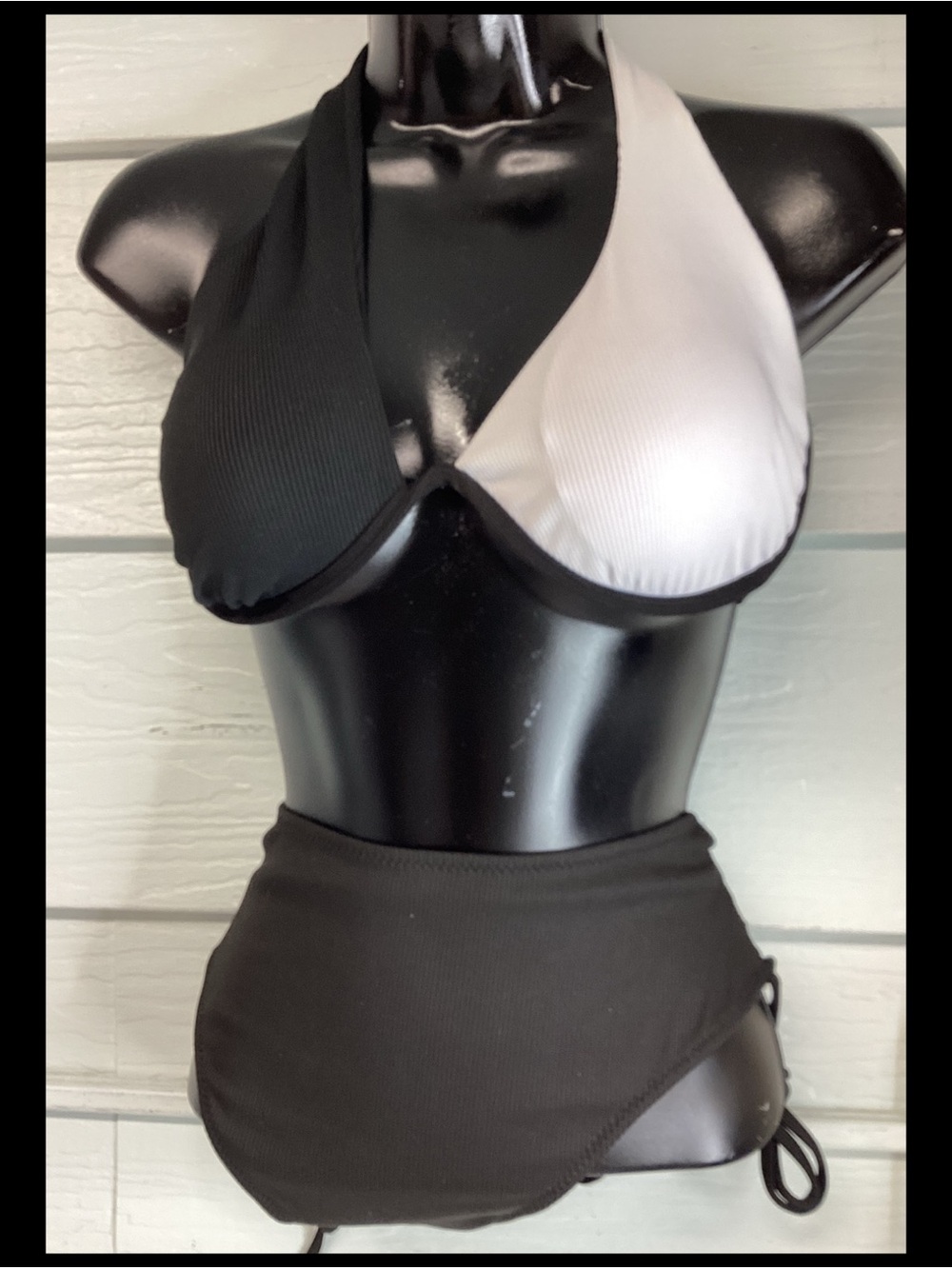 Black & White Halter Bikini Top - Women Tops 76